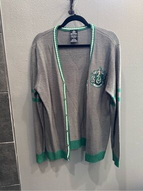 Harry Potter Slytherin Gray & Green Knit Cardigan